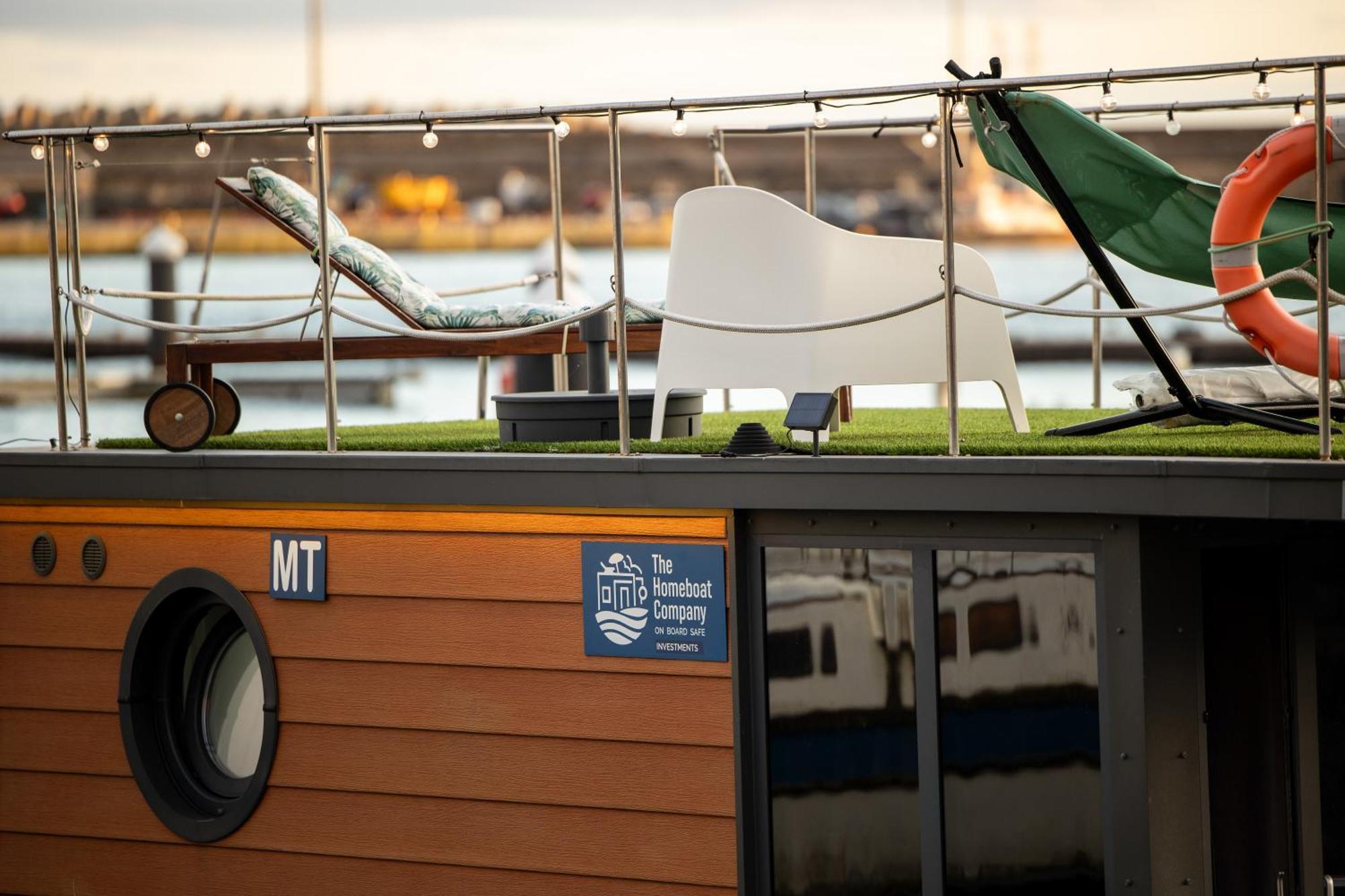 The Homeboat Company Ponta Delgada-Acores Buitenkant foto