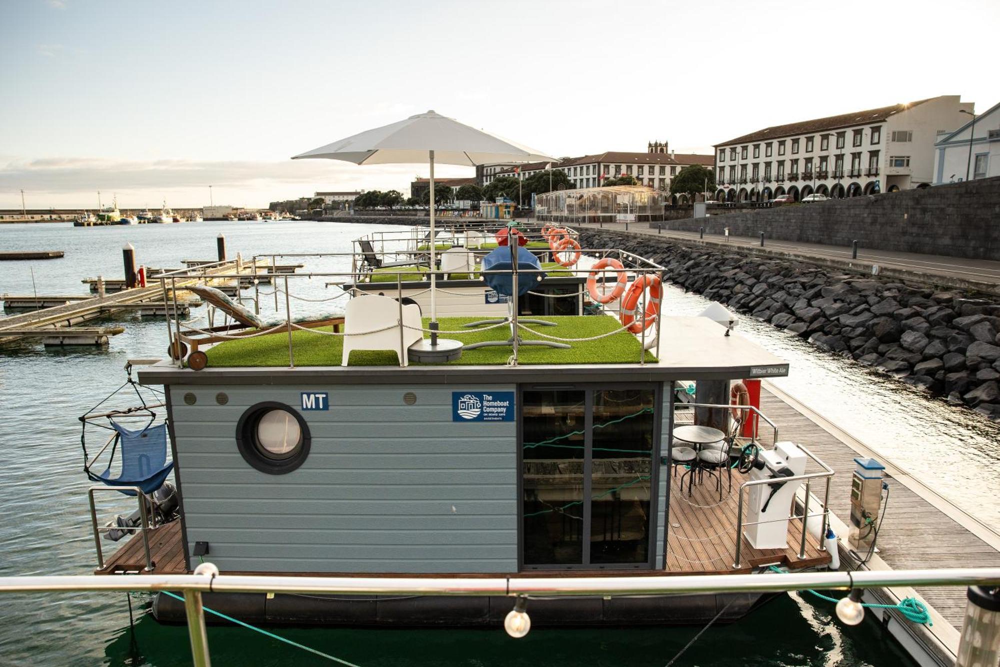 The Homeboat Company Ponta Delgada-Acores Buitenkant foto
