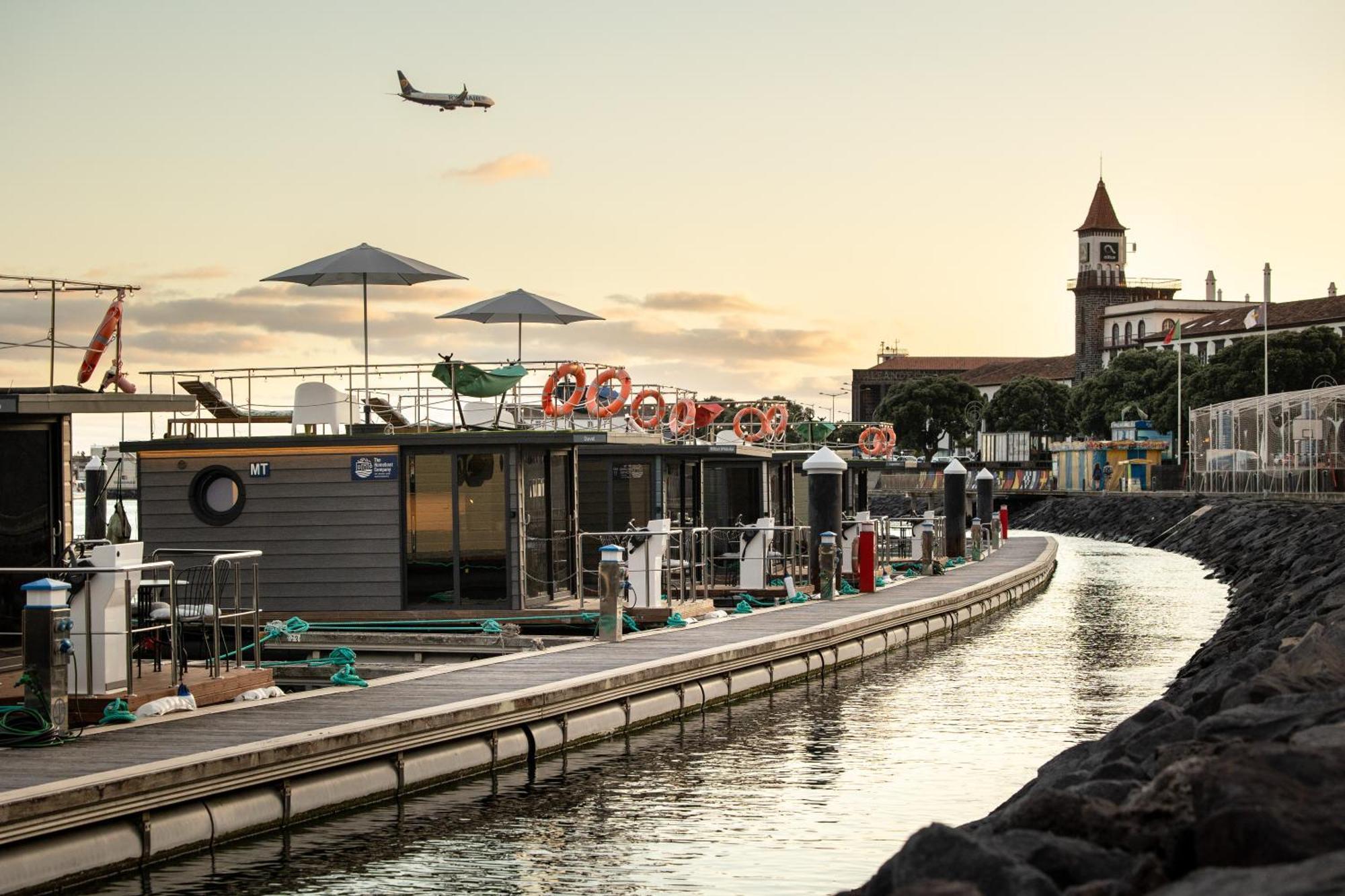 The Homeboat Company Ponta Delgada-Acores Buitenkant foto